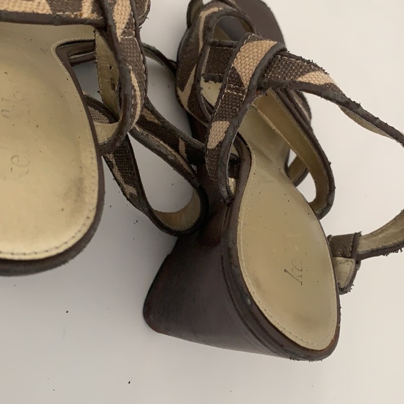 Brown Kelly and Katie heels - Picture 13 of 17